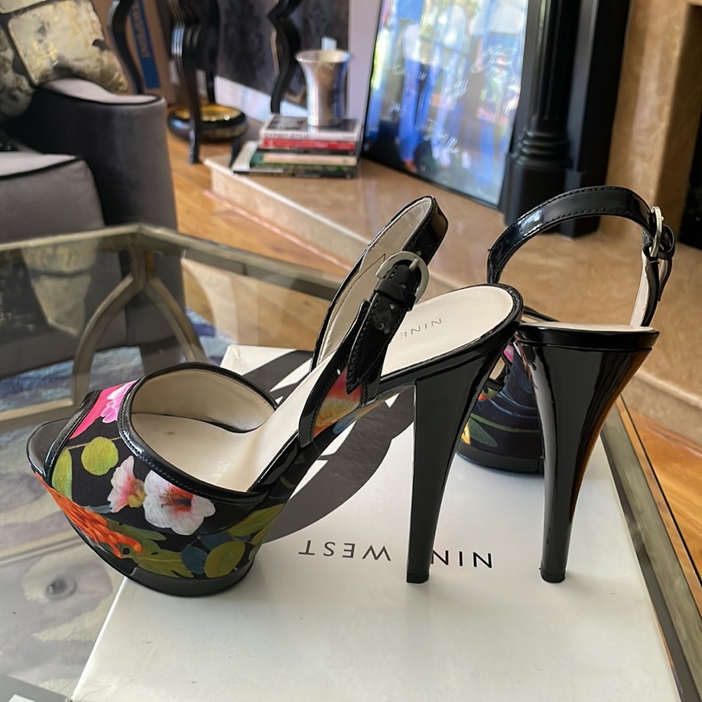 Platform high heels - Picture 2 of 3